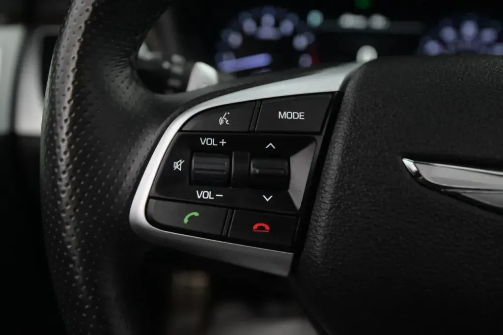 Genesis G80 photo 24