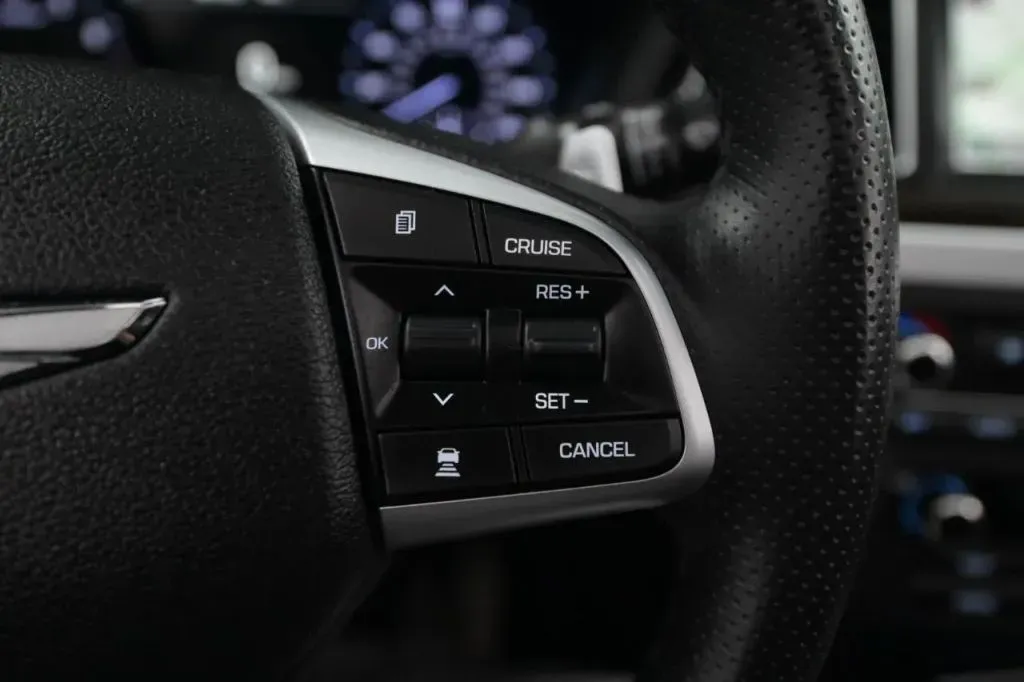 Genesis G80 photo 25