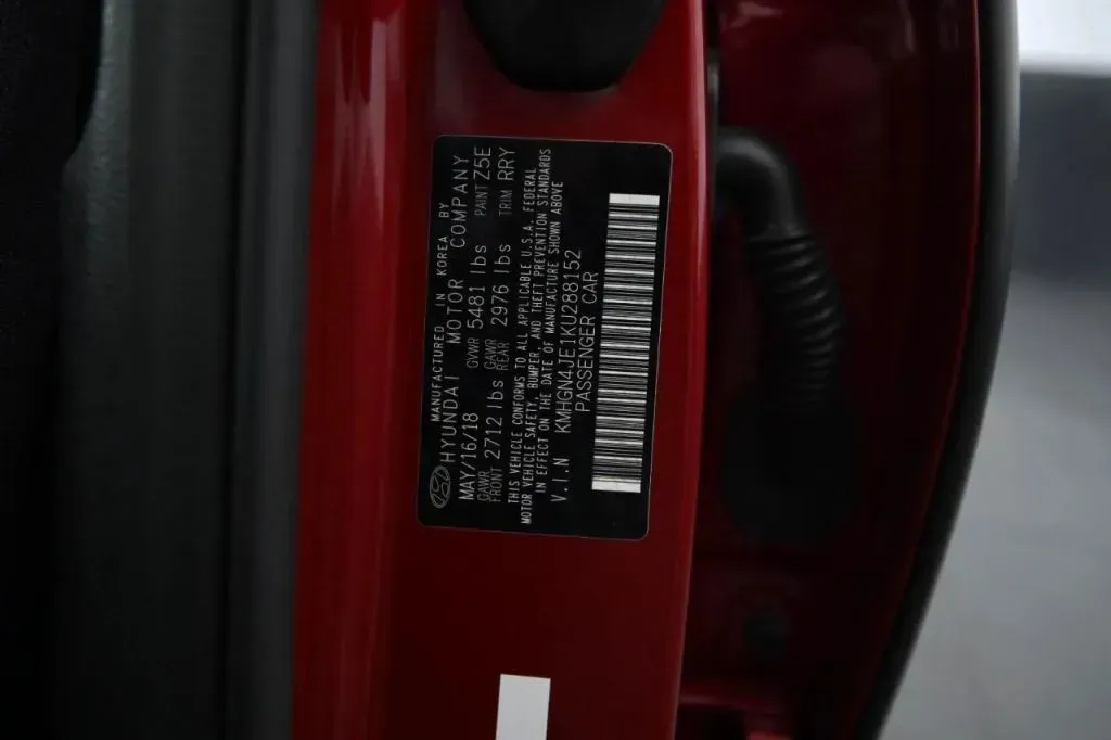 Genesis G80 photo 22
