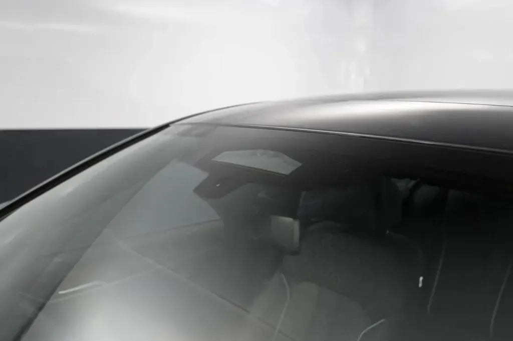 2021 BMW 5 Series M550i - Photo 13