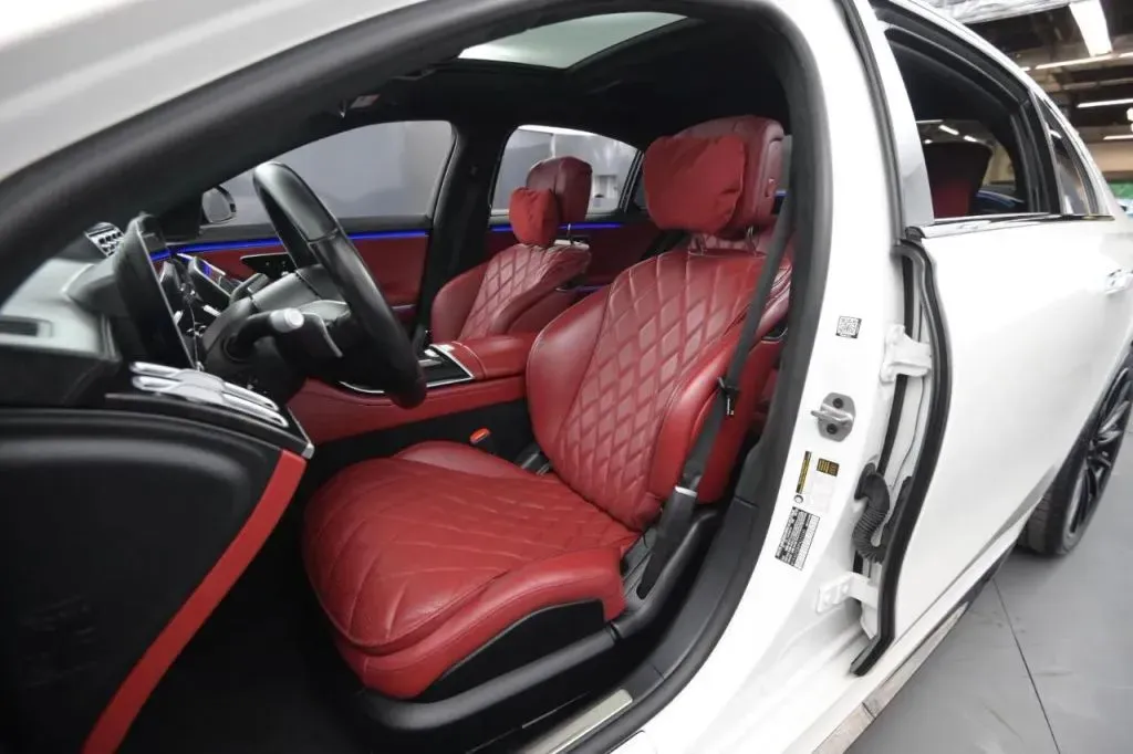 Mercedes-Benz S-Class photo 39