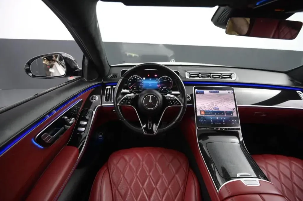 Mercedes-Benz S-Class photo 35