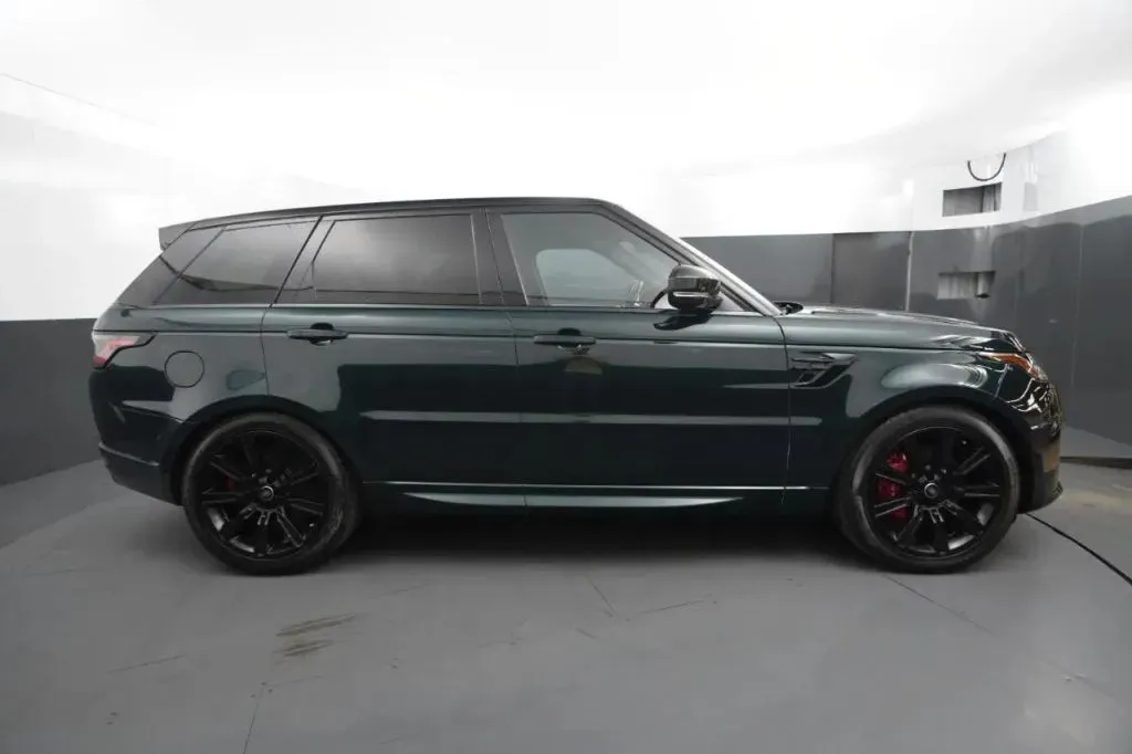 Land Rover Range Rover Sport photo 6