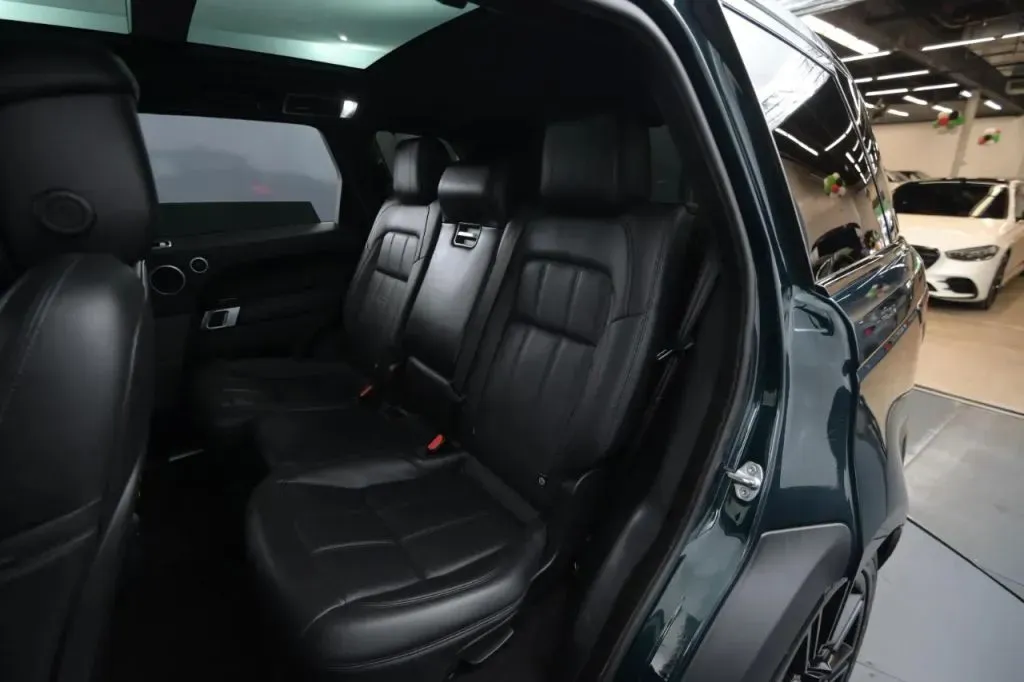 Land Rover Range Rover Sport photo 43