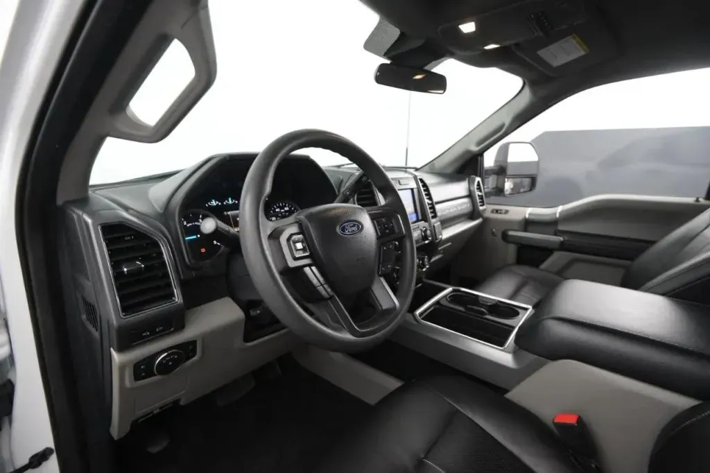 Ford F-250 photo 36