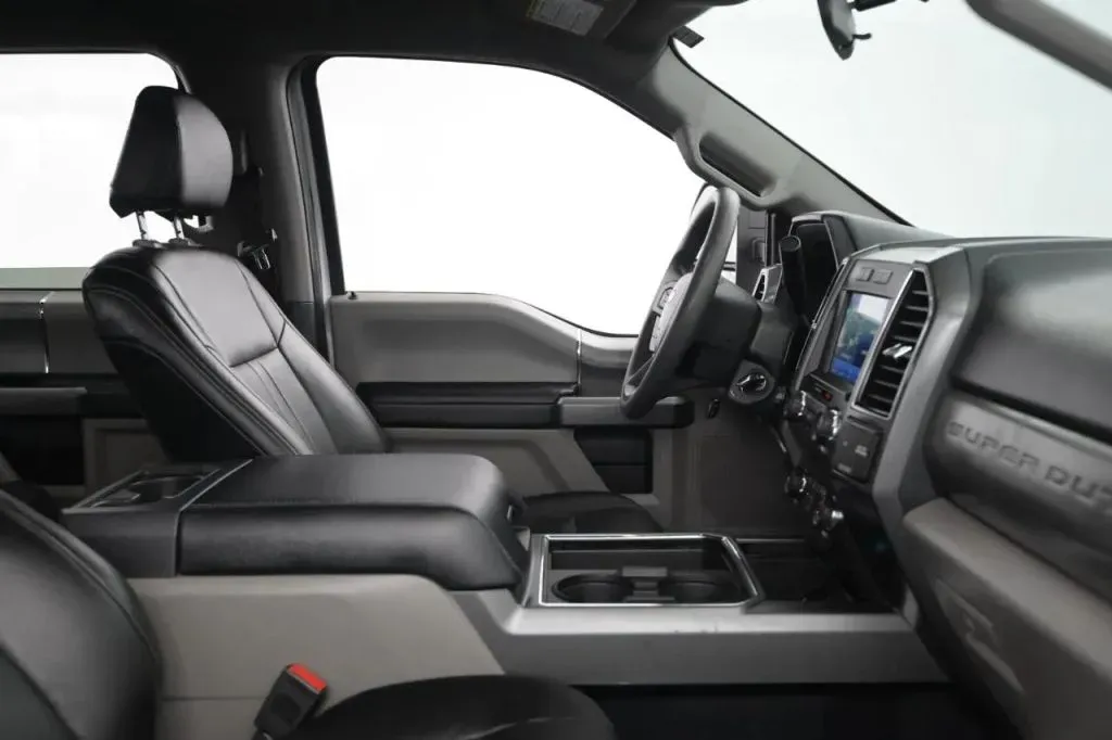 Ford F-250 photo 47