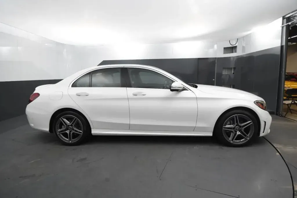 Mercedes-Benz C-Class photo 6
