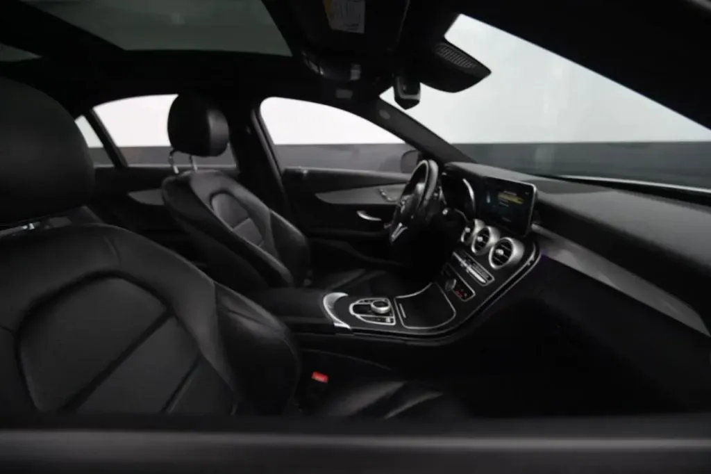 Mercedes-Benz C-Class photo 50