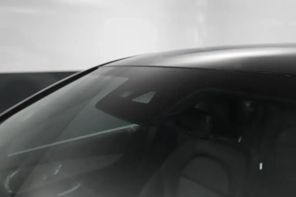 Mercedes-Benz C-Class photo 12