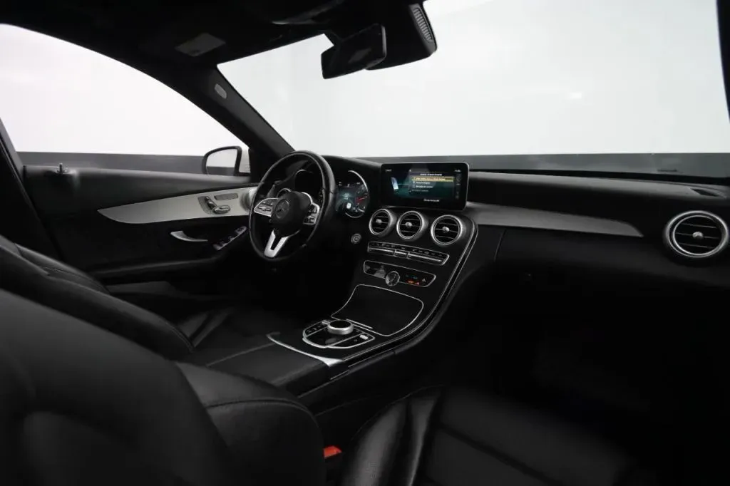 Mercedes-Benz C-Class photo 48