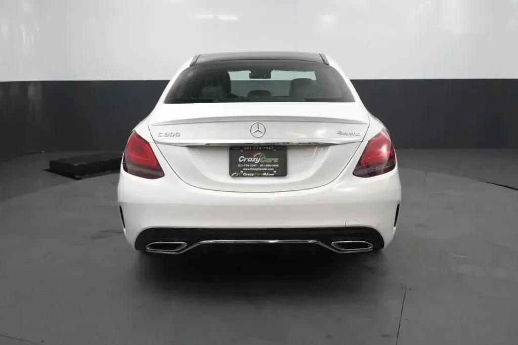 Mercedes-Benz C-Class photo 4