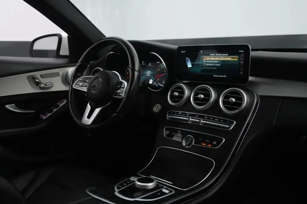 Mercedes-Benz C-Class photo 49