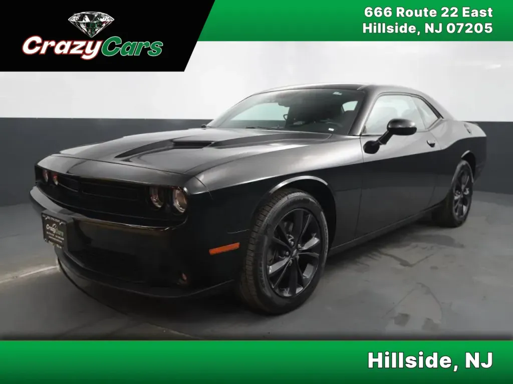 2020 Dodge Challenger SXT Auto AWD's photo