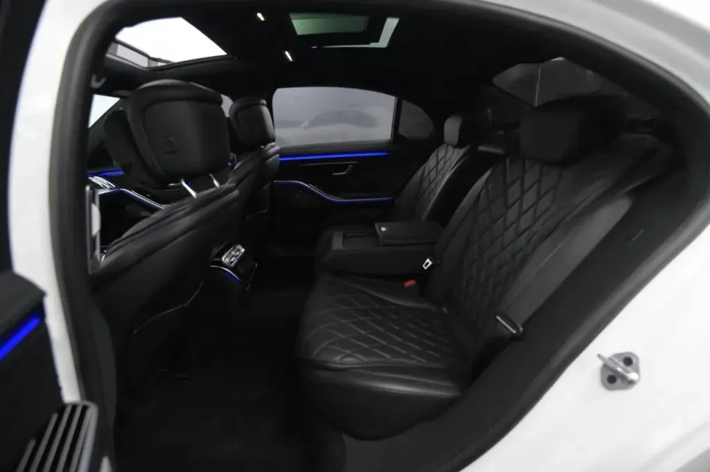 Mercedes-Benz S-Class photo 39