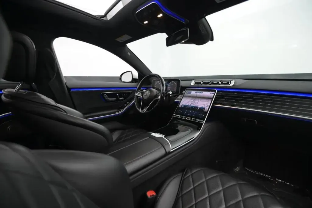 Mercedes-Benz S-Class photo 46