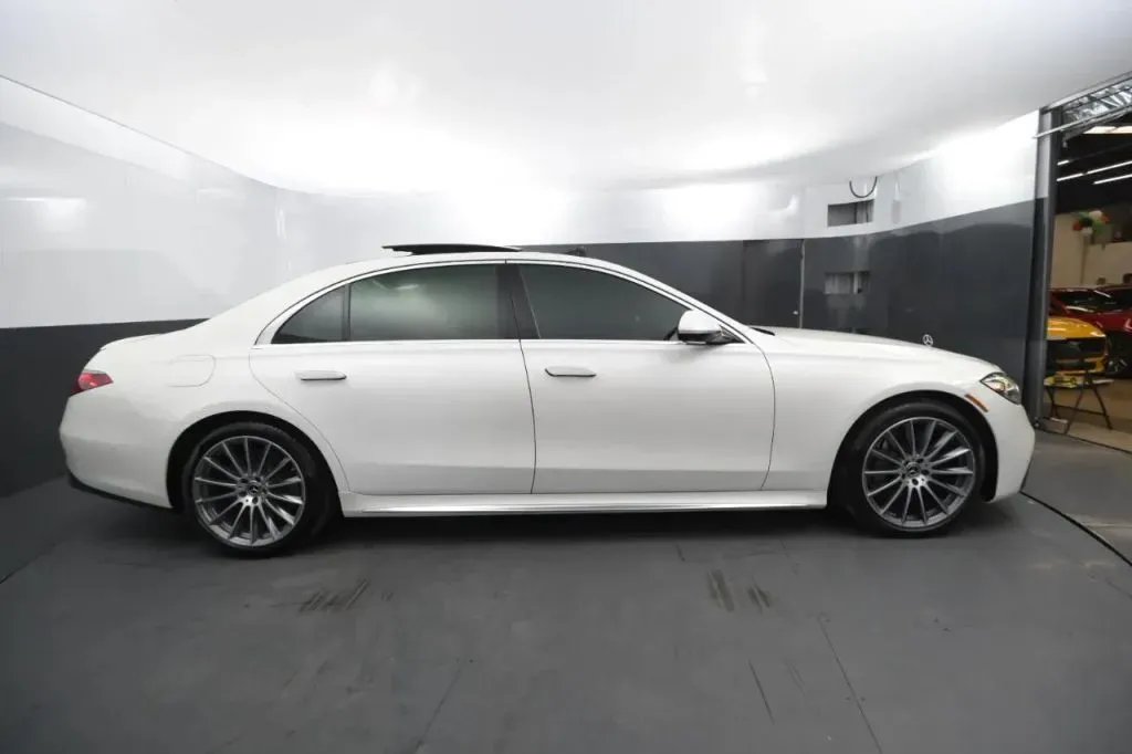 Mercedes-Benz S-Class photo 6
