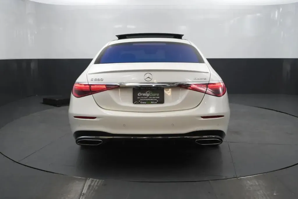 Mercedes-Benz S-Class photo 4
