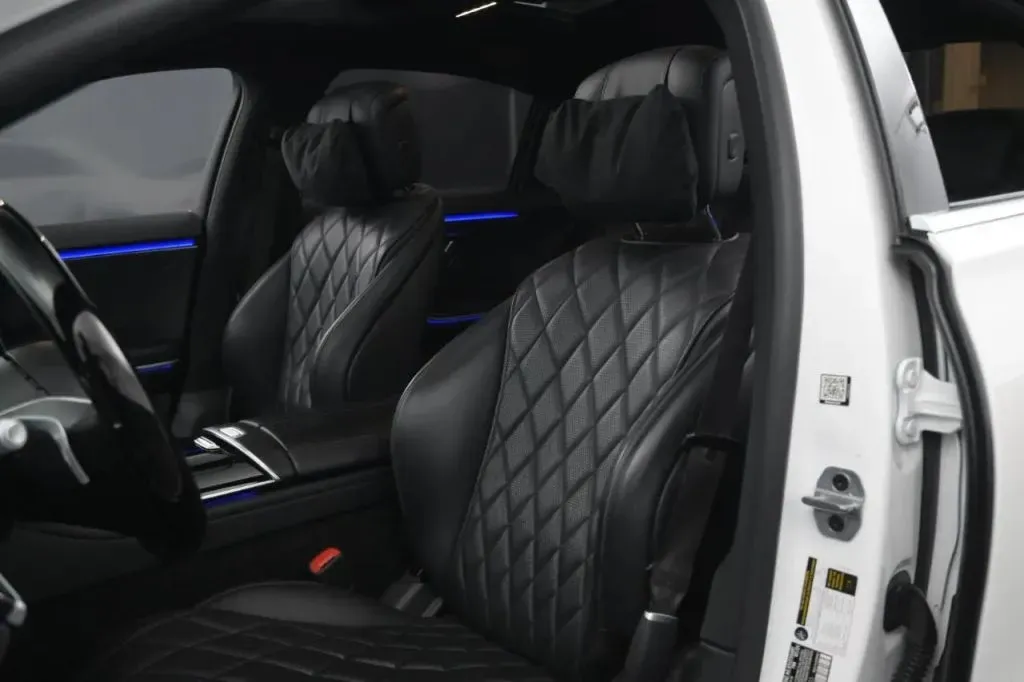 Mercedes-Benz S-Class photo 37