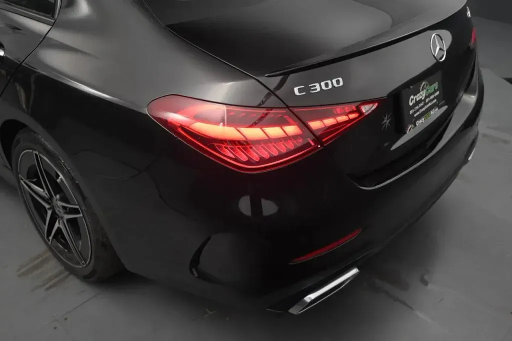 Mercedes-Benz C-Class photo 17