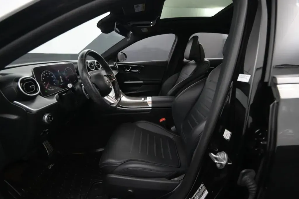 Mercedes-Benz C-Class photo 37