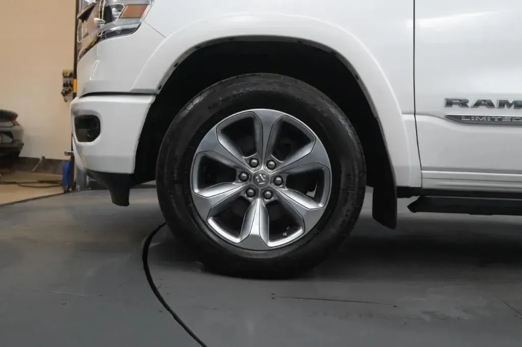 Ram 1500 photo 11