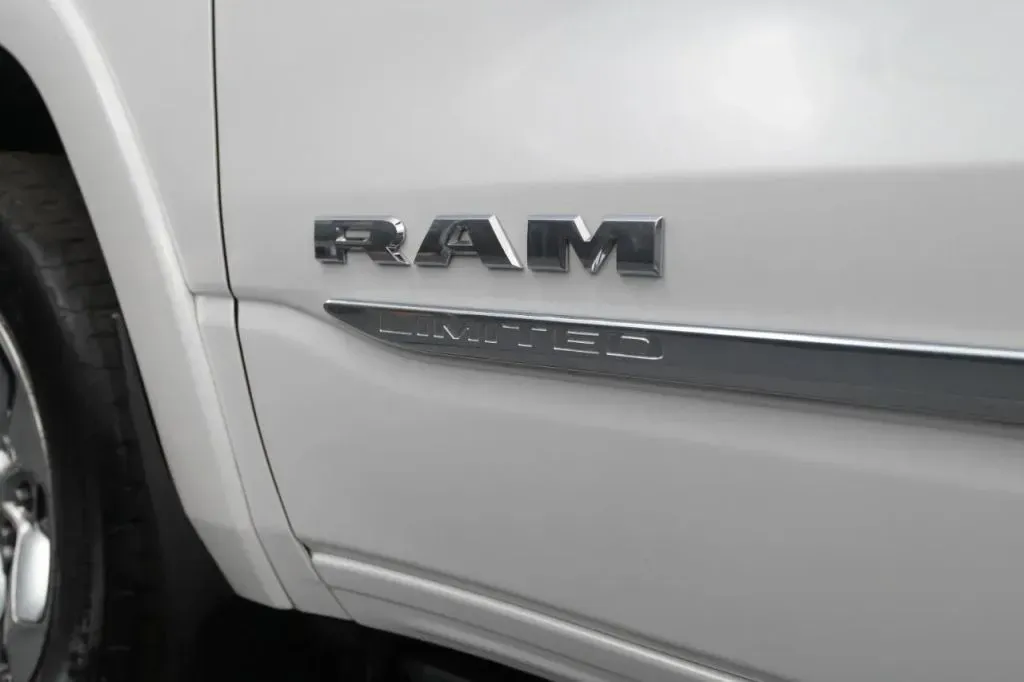 Ram 1500 photo 14