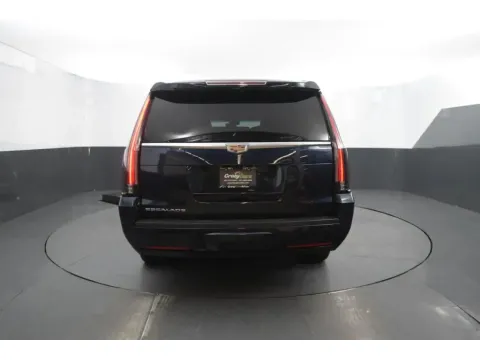 More photos of 2019 Cadillac Escalade ESV Luxury Sport Utility 4D at Crazy Cars Hillside, NJ