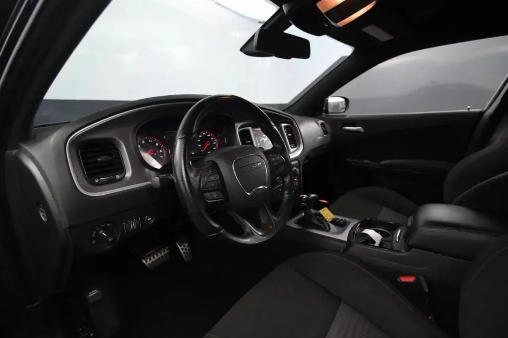 Dodge Charger photo 40