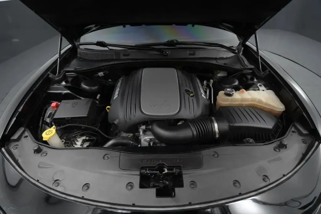 Dodge Charger photo 22
