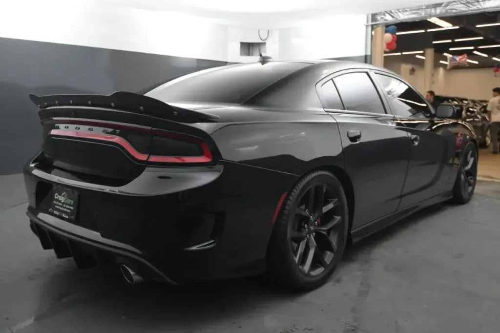 Dodge Charger photo 5