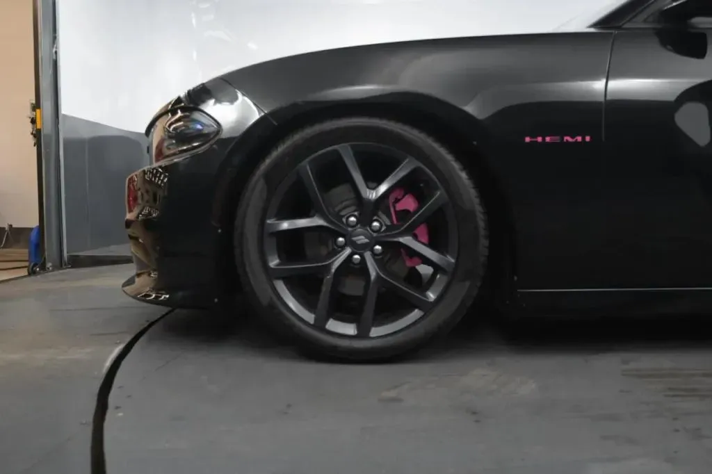 Dodge Charger photo 10