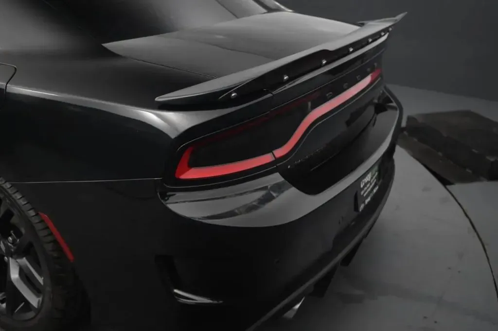 Dodge Charger photo 16
