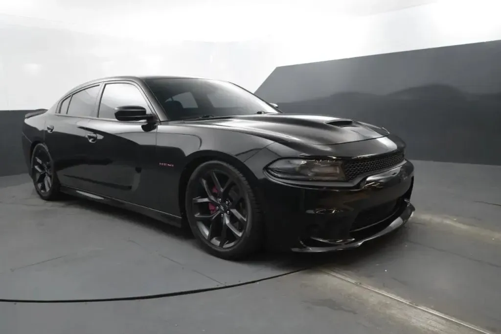 Dodge Charger photo 7