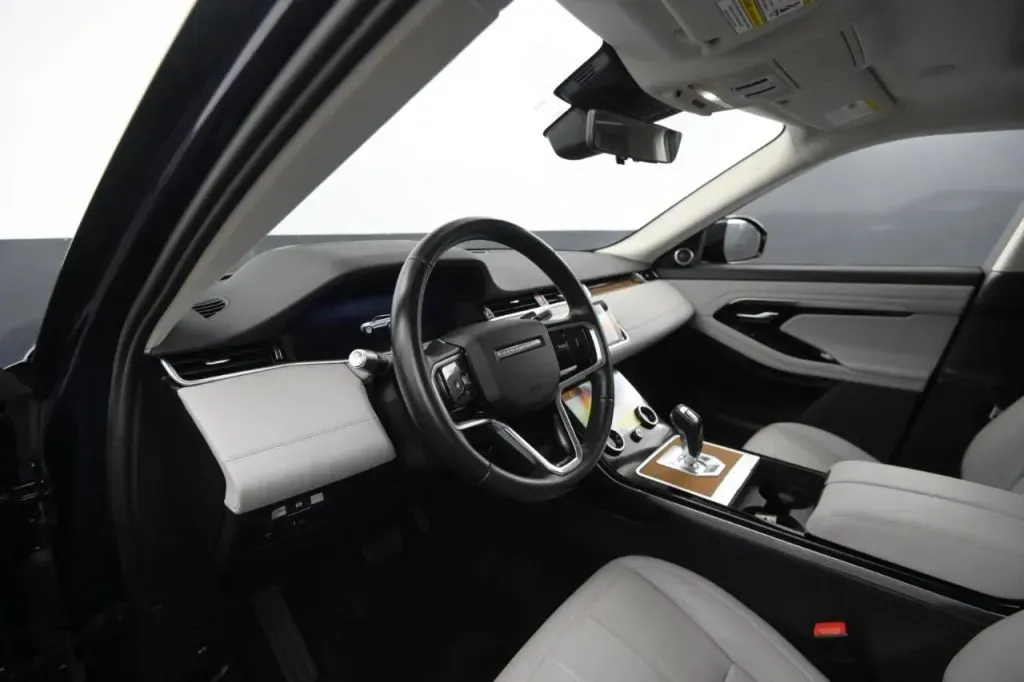 Land Rover Range Rover Evoque photo 38