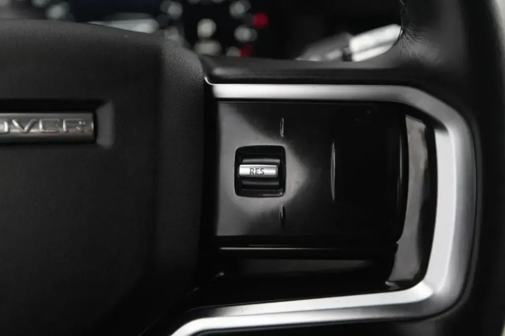 Land Rover Range Rover Evoque photo 23