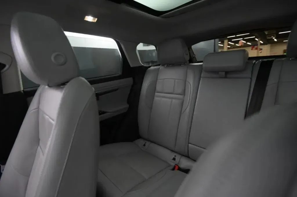 Land Rover Range Rover Evoque photo 41