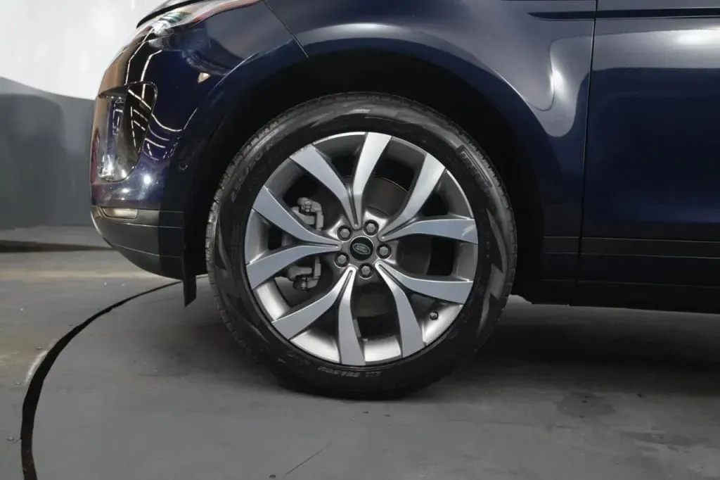 Land Rover Range Rover Evoque photo 10