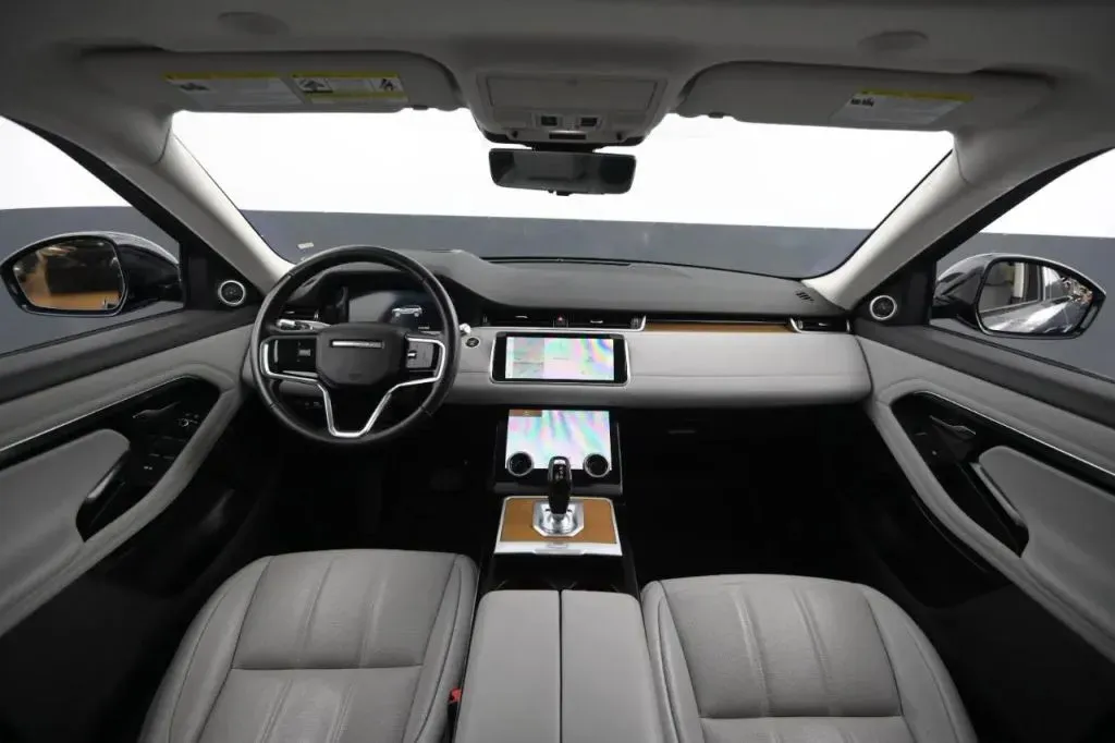 Land Rover Range Rover Evoque photo 30