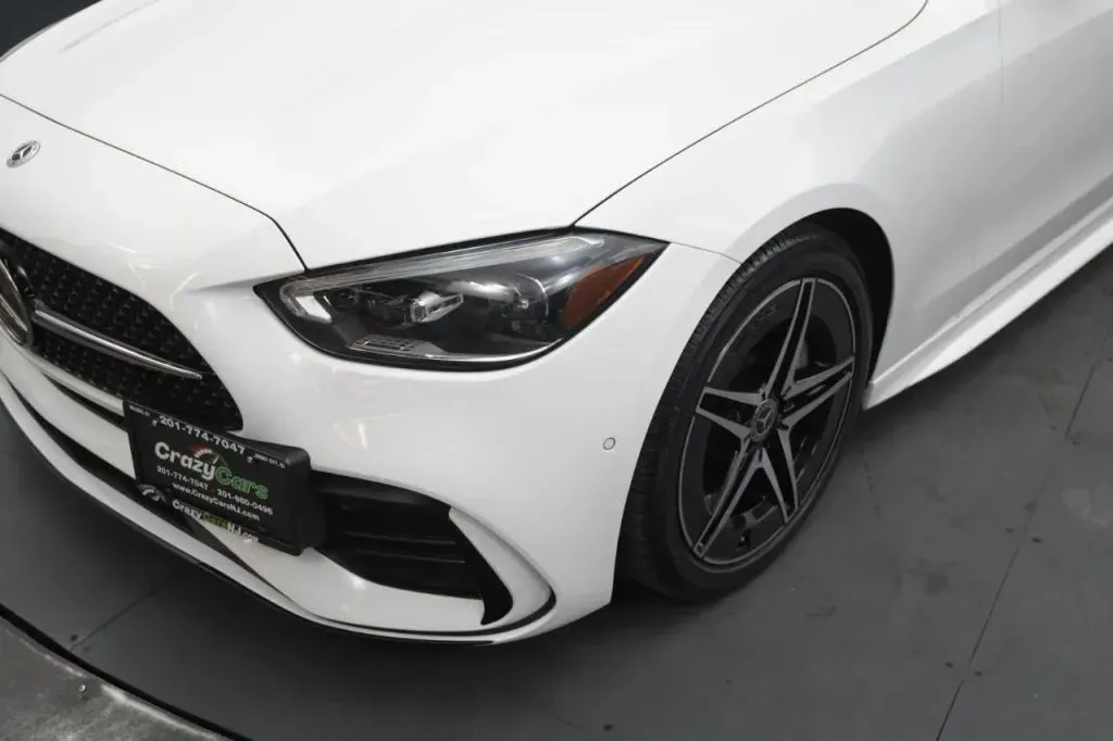 Mercedes-Benz C-Class photo 10