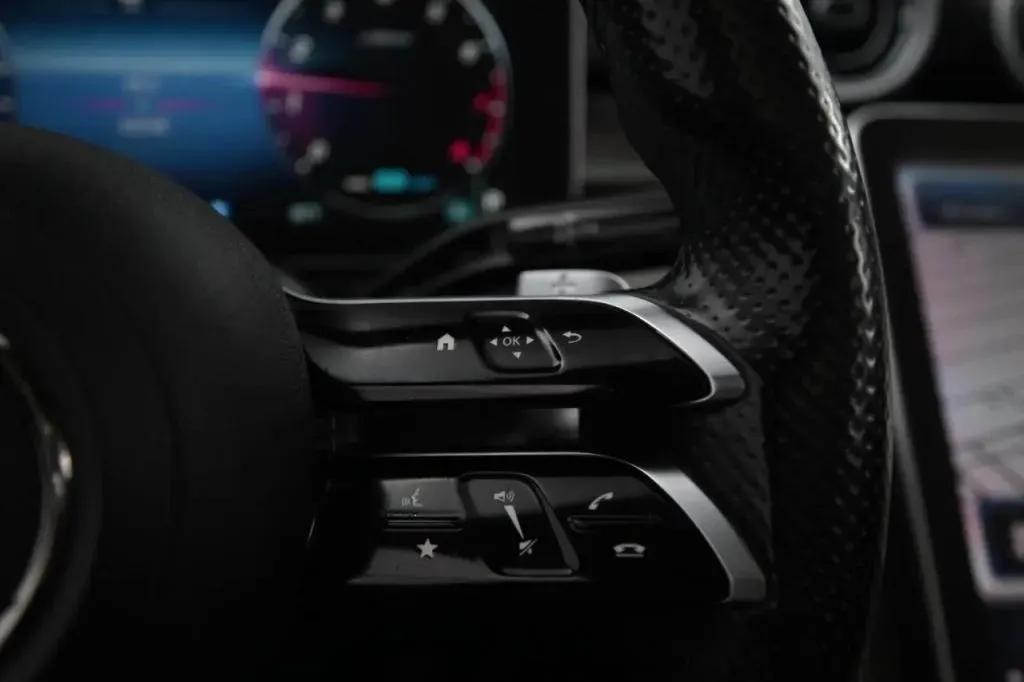 Mercedes-Benz C-Class photo 23