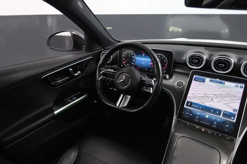 Mercedes-Benz C-Class photo 33