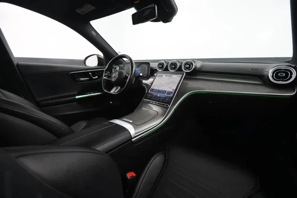 Mercedes-Benz C-Class photo 46