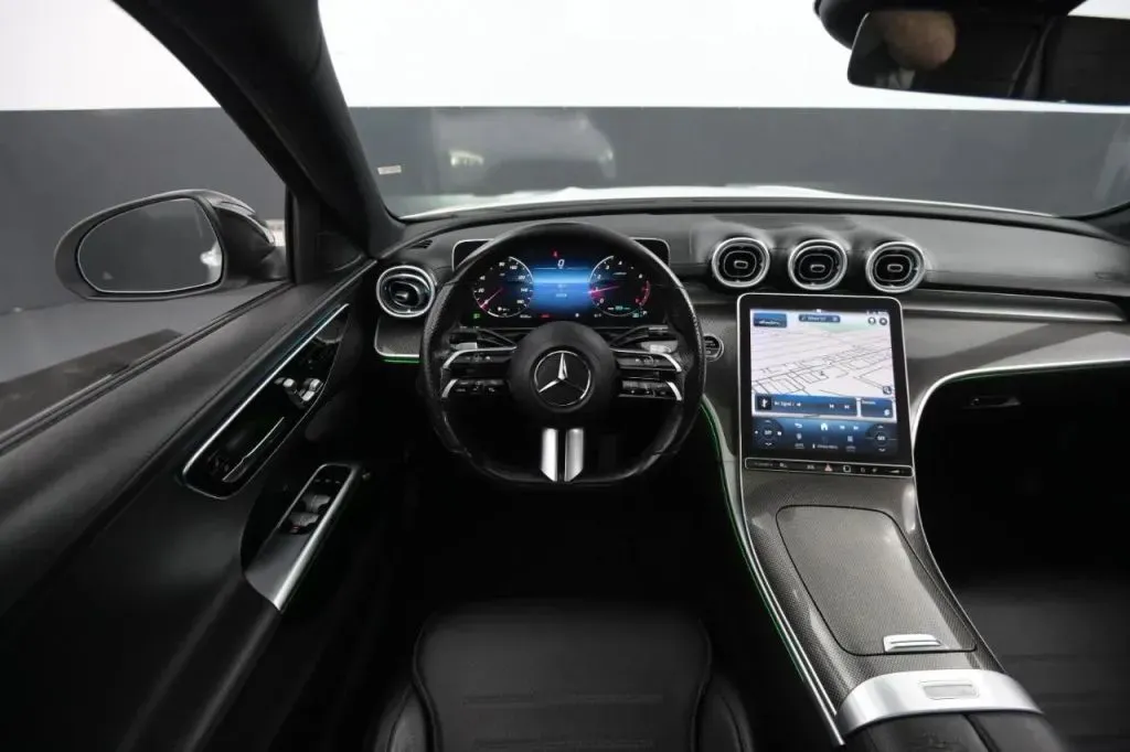 Mercedes-Benz C-Class photo 34