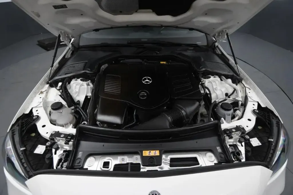 Mercedes-Benz C-Class photo 19