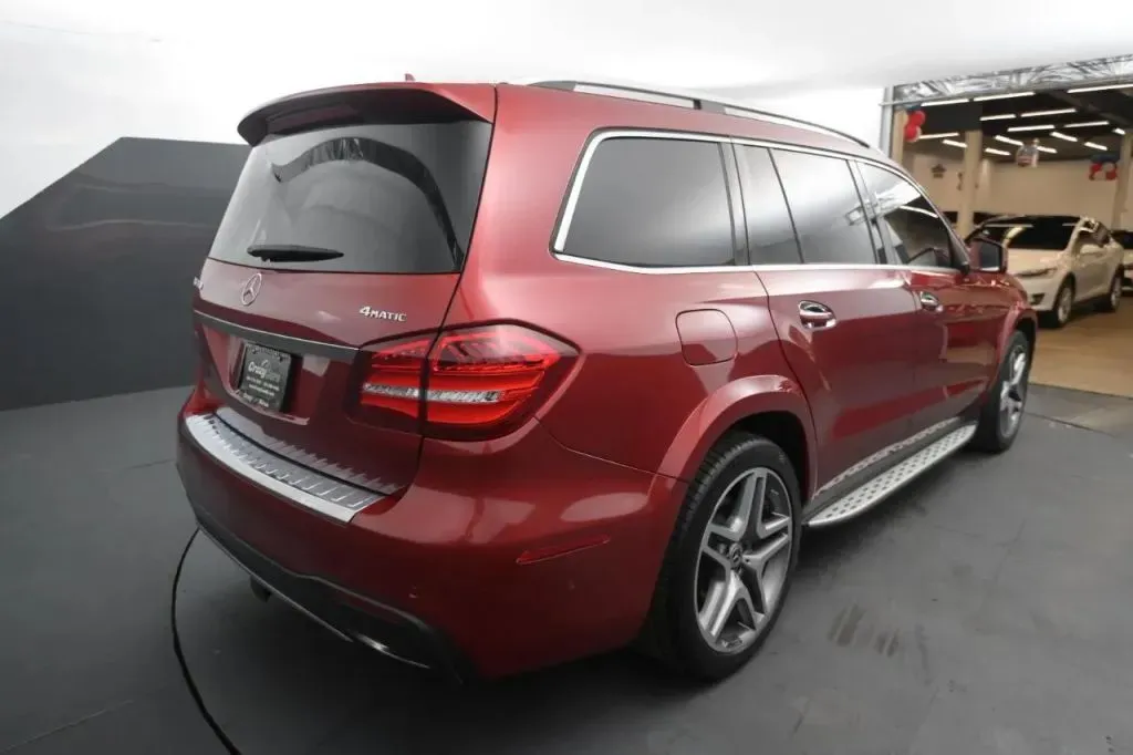 Mercedes-Benz GLS photo 5