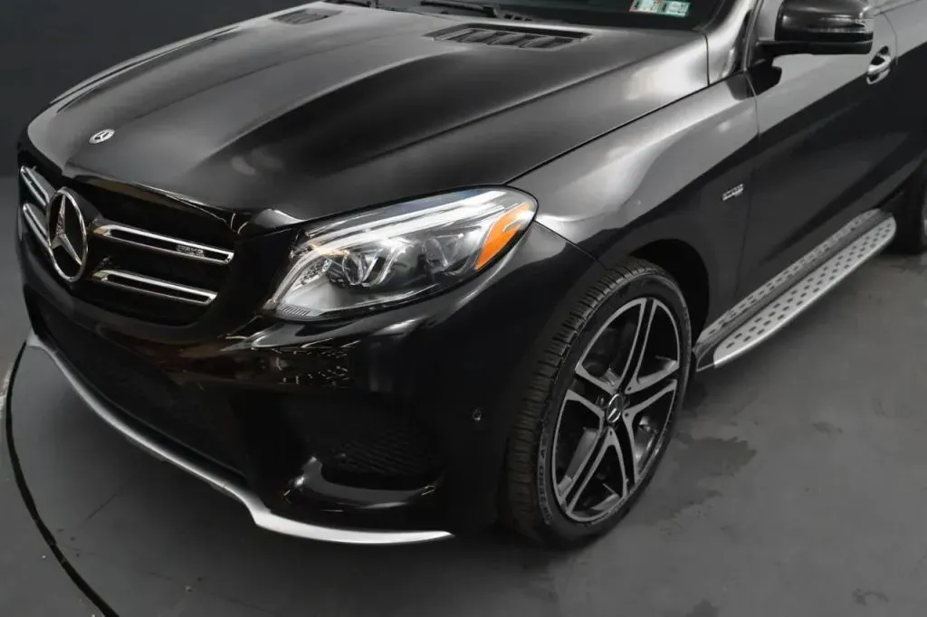 Mercedes-Benz GLE photo 10