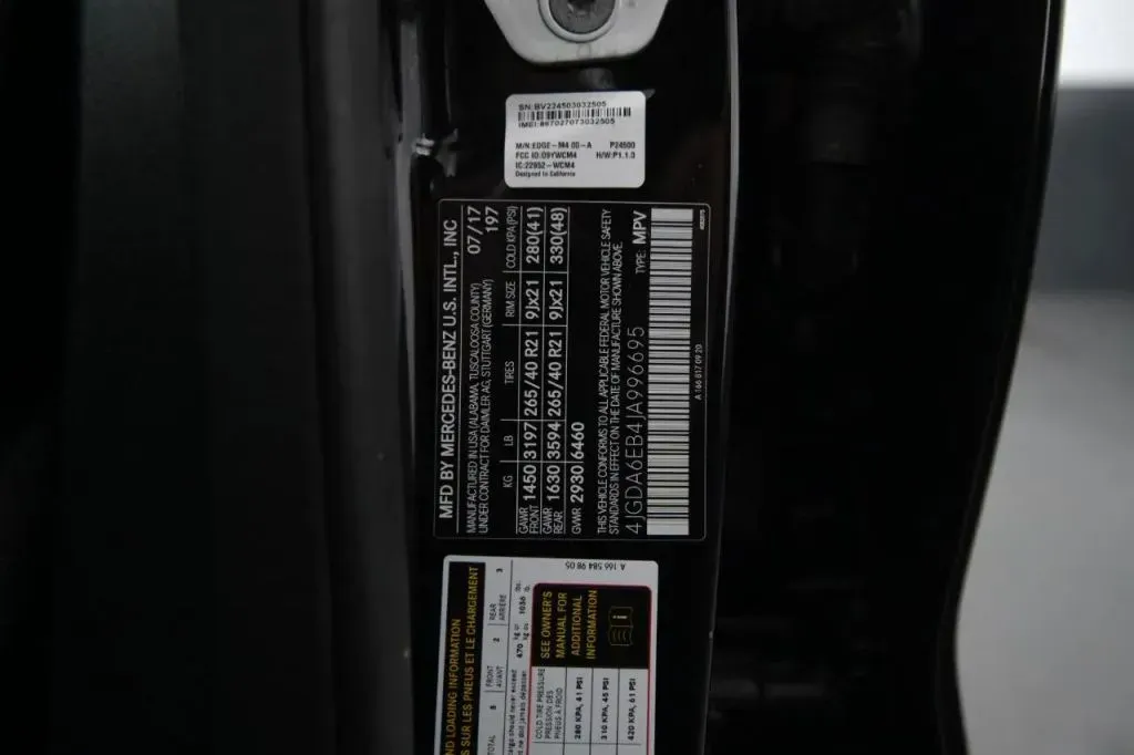Mercedes-Benz GLE photo 23