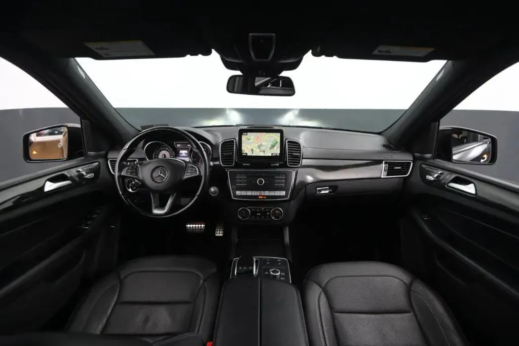 Mercedes-Benz GLE photo 34