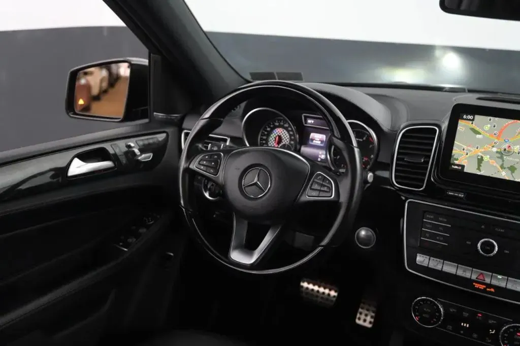 Mercedes-Benz GLE photo 38