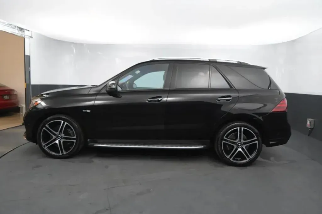 Mercedes-Benz GLE photo 2